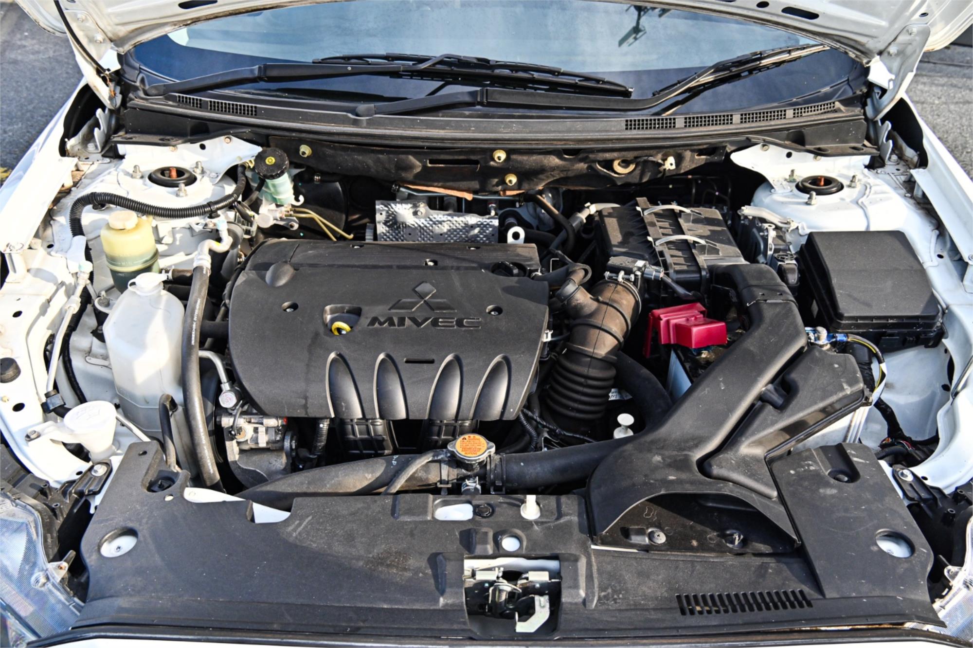 2010 MITSUBISHI LANCER CJ MY10 ES CVT AUTO 6 SP SEQUENTIAL 4D SEDAN