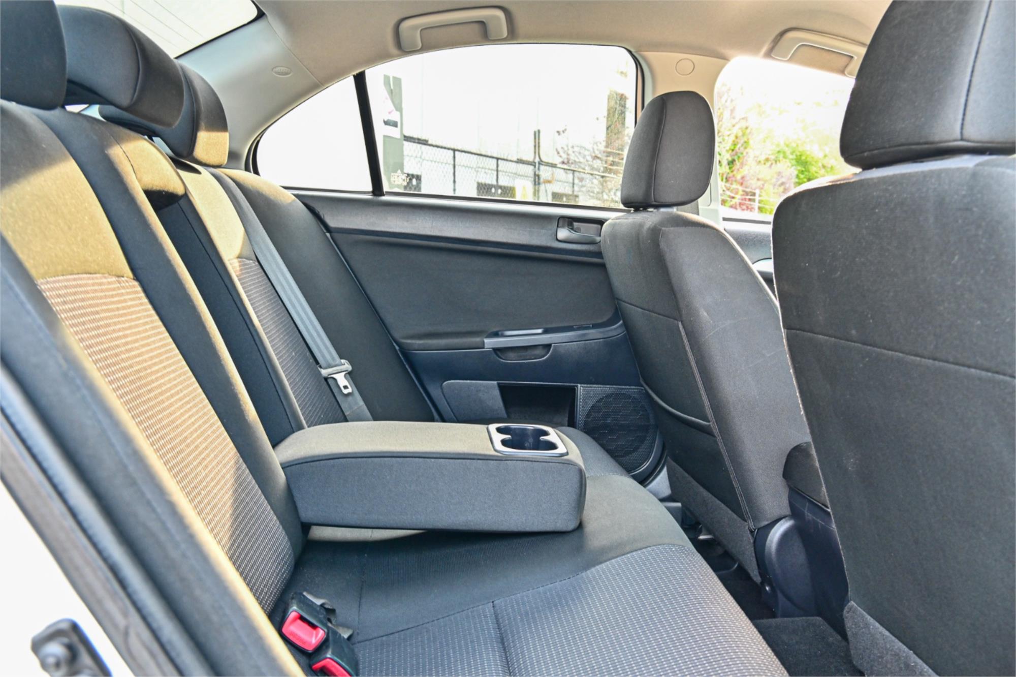 2010 MITSUBISHI LANCER CJ MY10 ES CVT AUTO 6 SP SEQUENTIAL 4D SEDAN