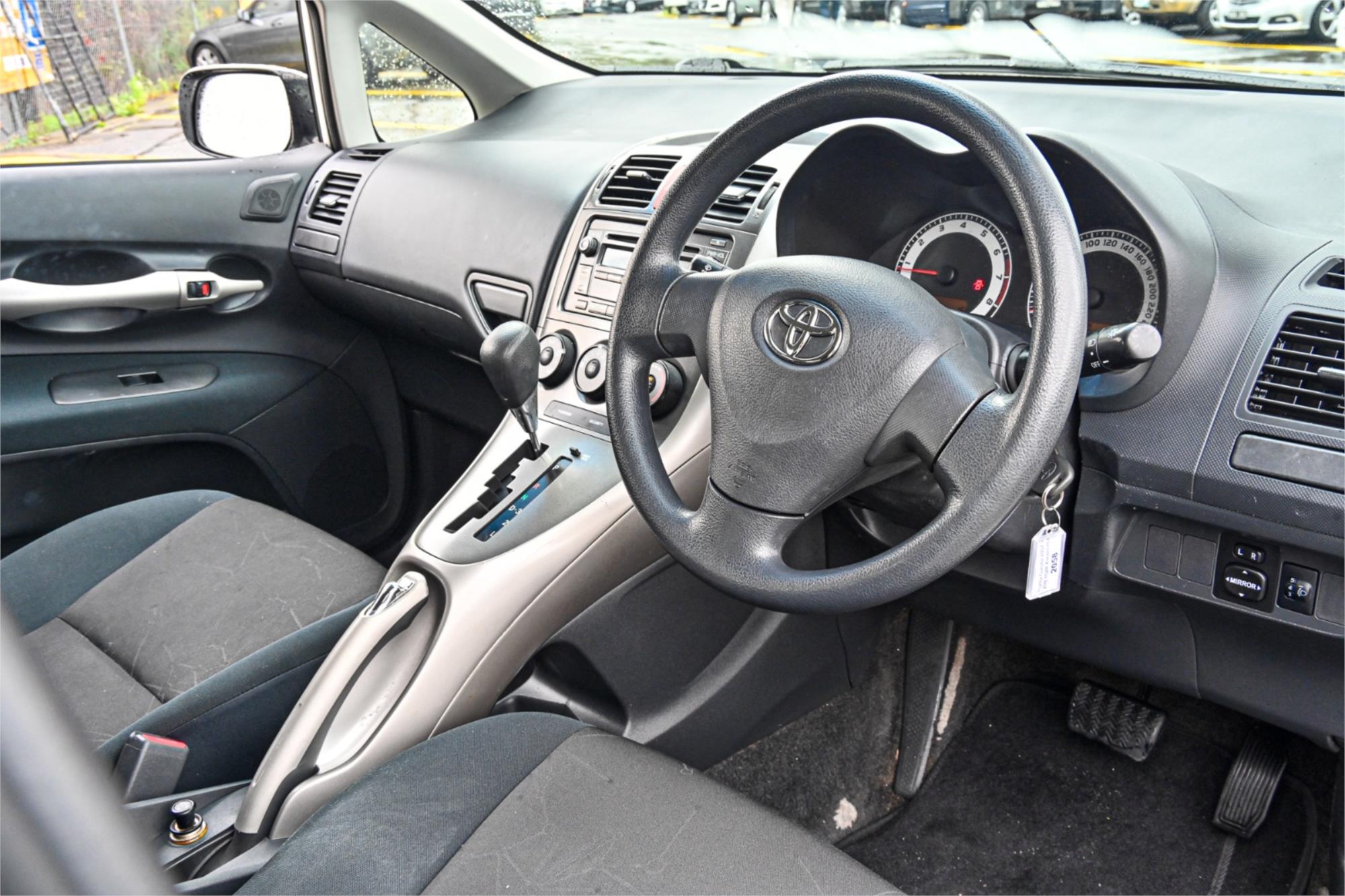 2007 TOYOTA COROLLA ZRE152R ASCENT 4 SP AUTOMATIC 5D HATCHBACK