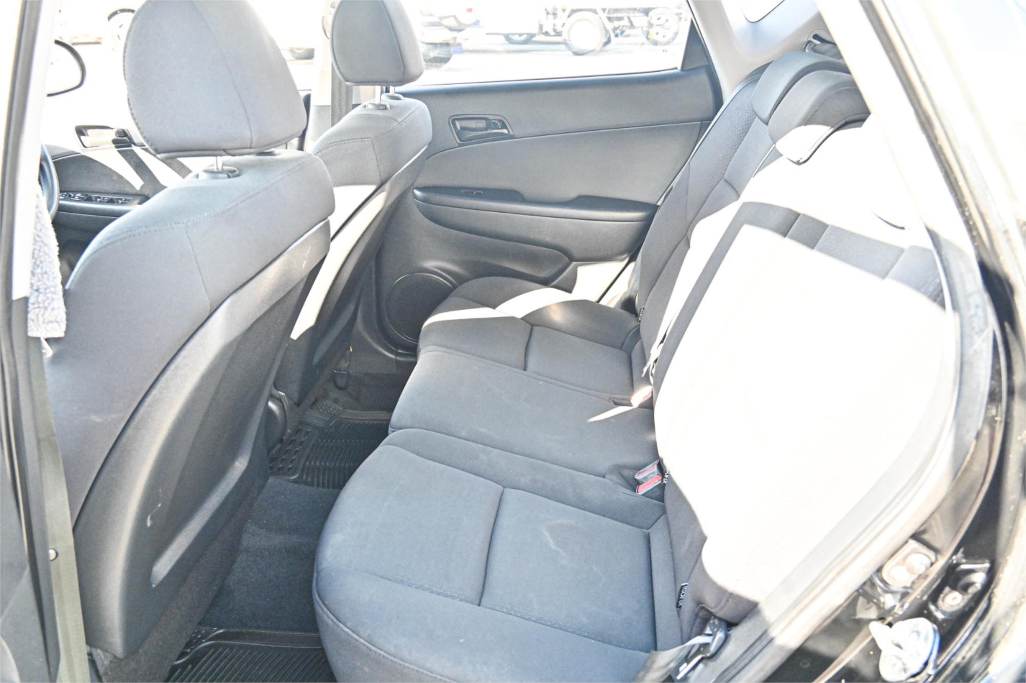 2011 HYUNDAI i30 FD MY11 SX 4 SP AUTOMATIC 5D HATCHBACK