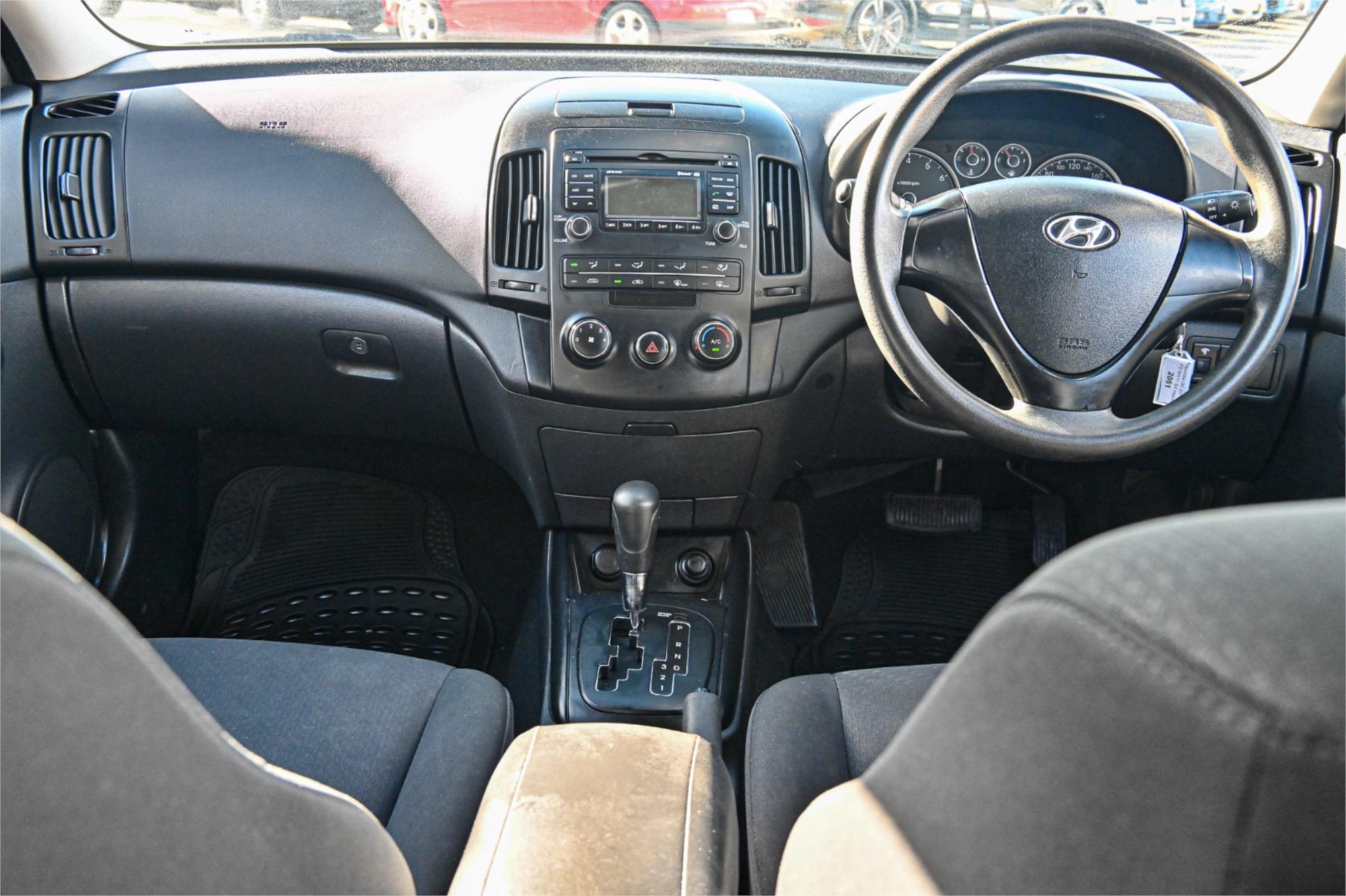 2011 HYUNDAI i30 FD MY11 SX 4 SP AUTOMATIC 5D HATCHBACK