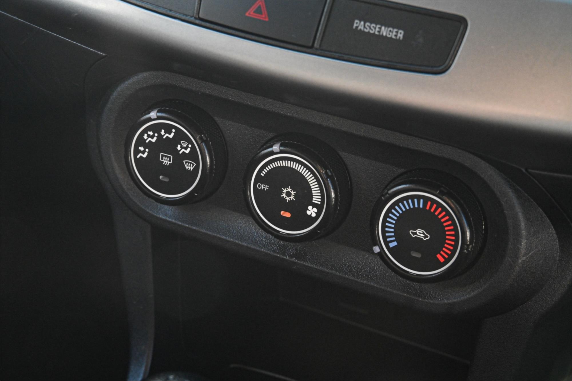 2010 MITSUBISHI LANCER CJ MY11 SX SPORTBACK 5 SP MANUAL 5D HATCHBACK