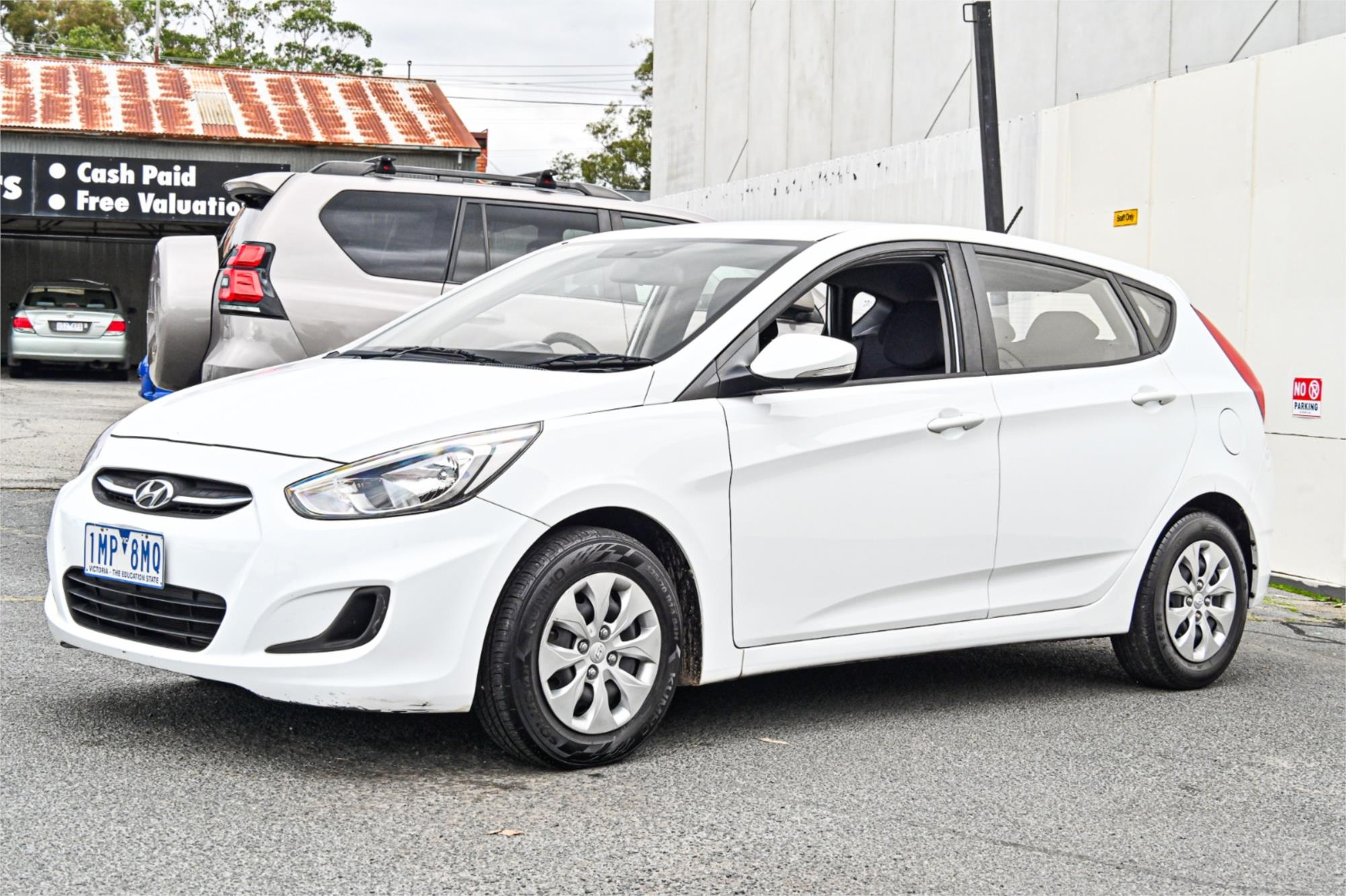 2016 HYUNDAI ACCENT RB4 MY16 ACTIVE CVT AUTO 6 SPEED 5D HATCHBACK
