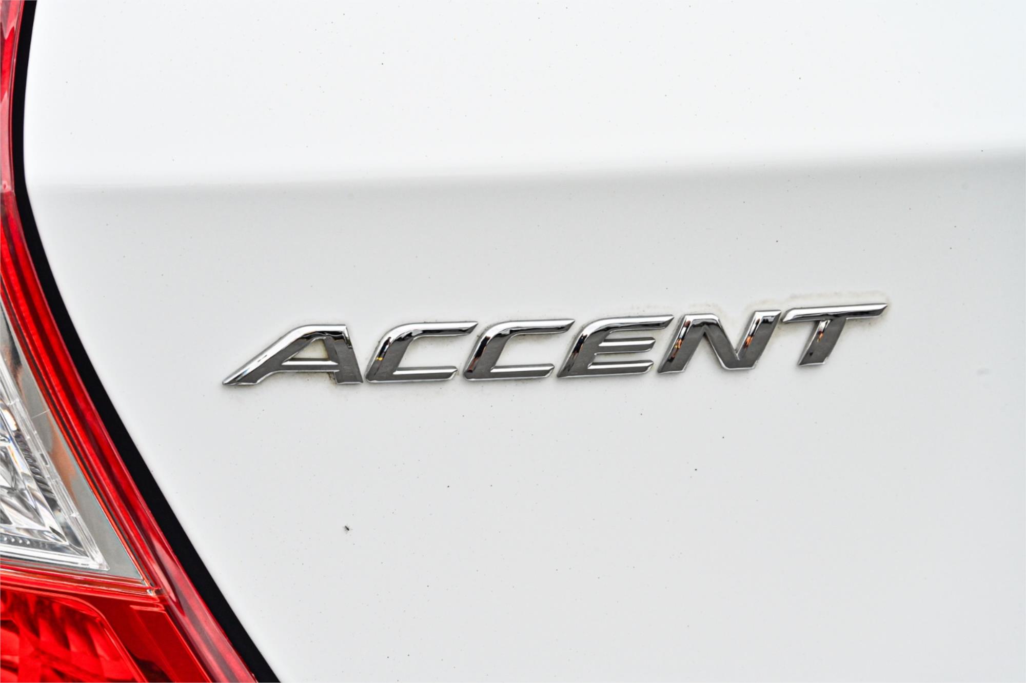 2016 HYUNDAI ACCENT RB4 MY16 ACTIVE CVT AUTO 6 SPEED 5D HATCHBACK