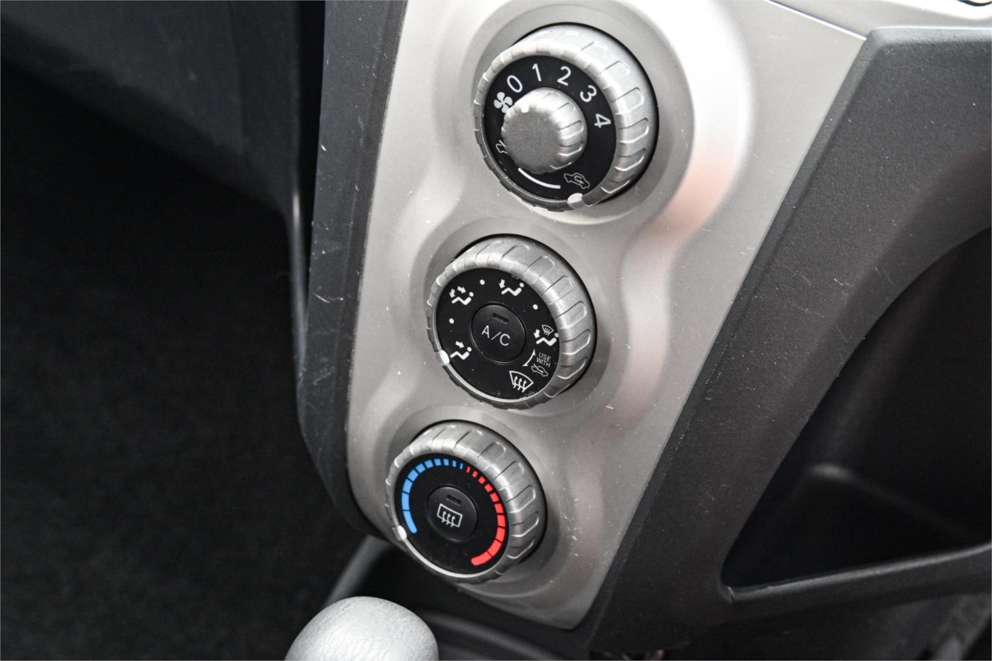 2008 TOYOTA YARIS NCP90R 08 UPGRADE YR 4 SP AUTOMATIC 5D HATCHBACK