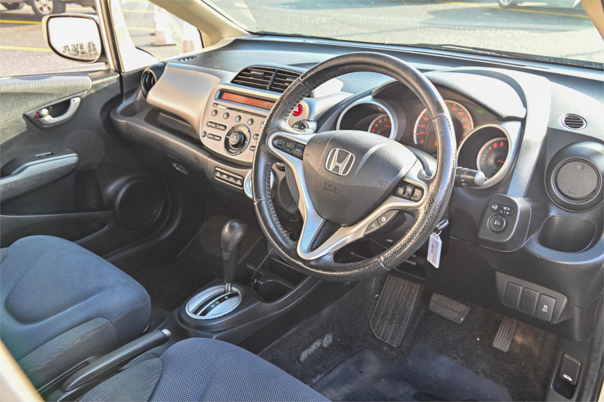 2012 HONDA JAZZ GE MY12 VIBE-S 5 SP AUTOMATIC 5D HATCHBACK