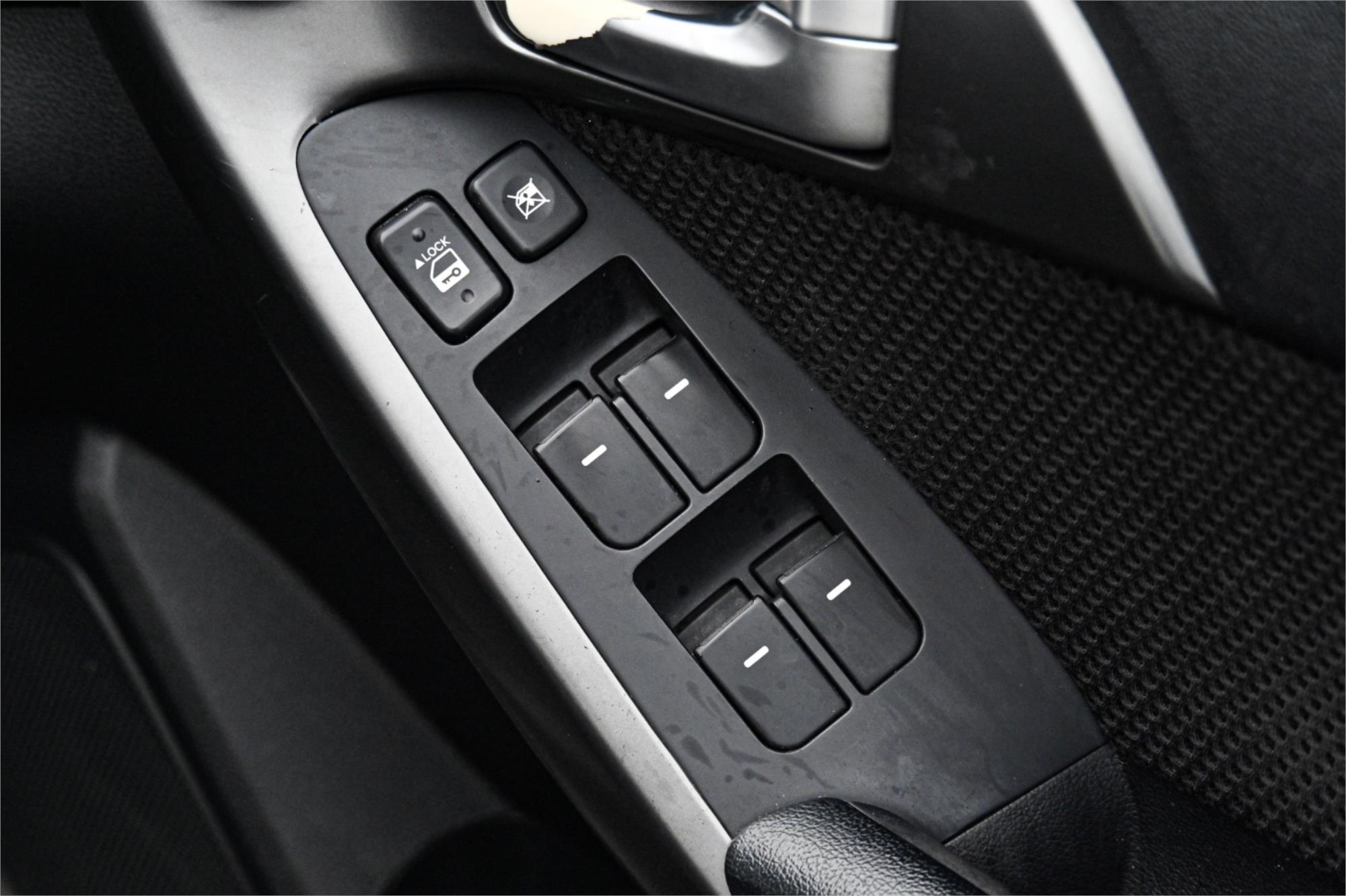 2011 KIA CERATO TD MY11 SLi 6 SP AUTOMATIC 5D HATCHBACK