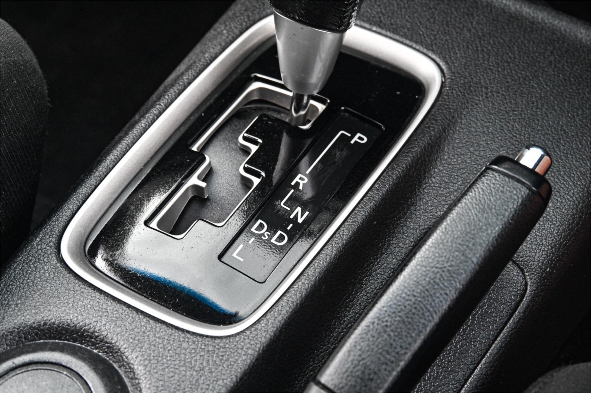 2013 MITSUBISHI OUTLANDER ZJ ES (4x2) CONTINUOUS VARIABLE 4D WAGON