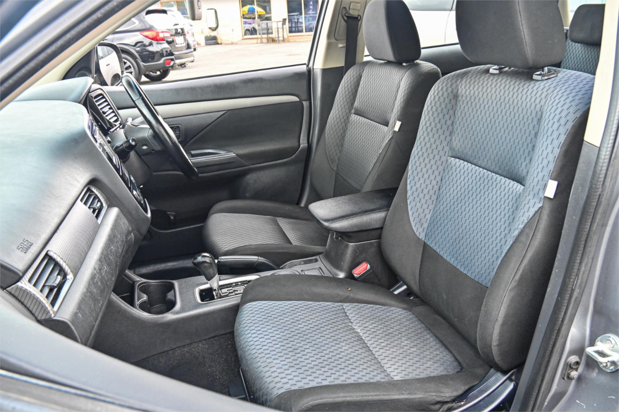 2013 MITSUBISHI OUTLANDER ZJ ES (4x2) CONTINUOUS VARIABLE 4D WAGON