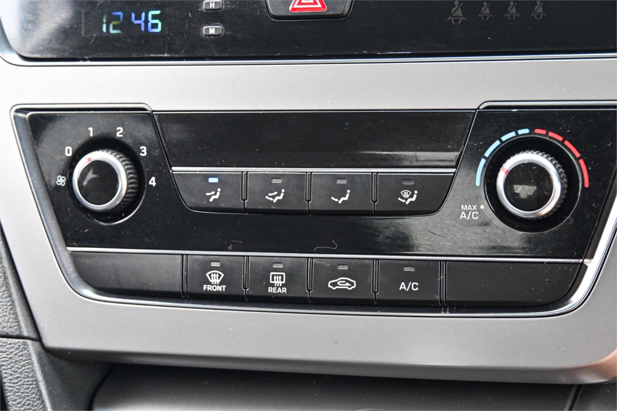 2015 HYUNDAI SONATA LF ACTIVE 6 SP AUTOMATIC 4D SEDAN
