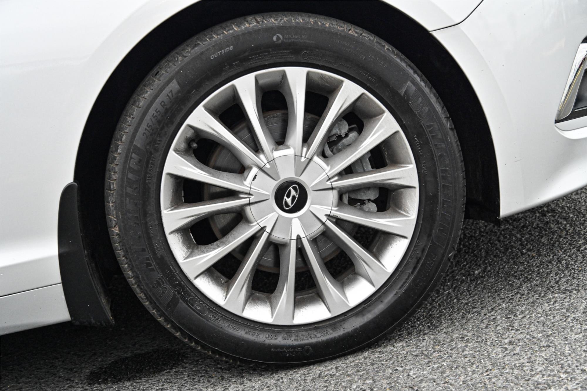 2015 HYUNDAI SONATA LF ACTIVE 6 SP AUTOMATIC 4D SEDAN