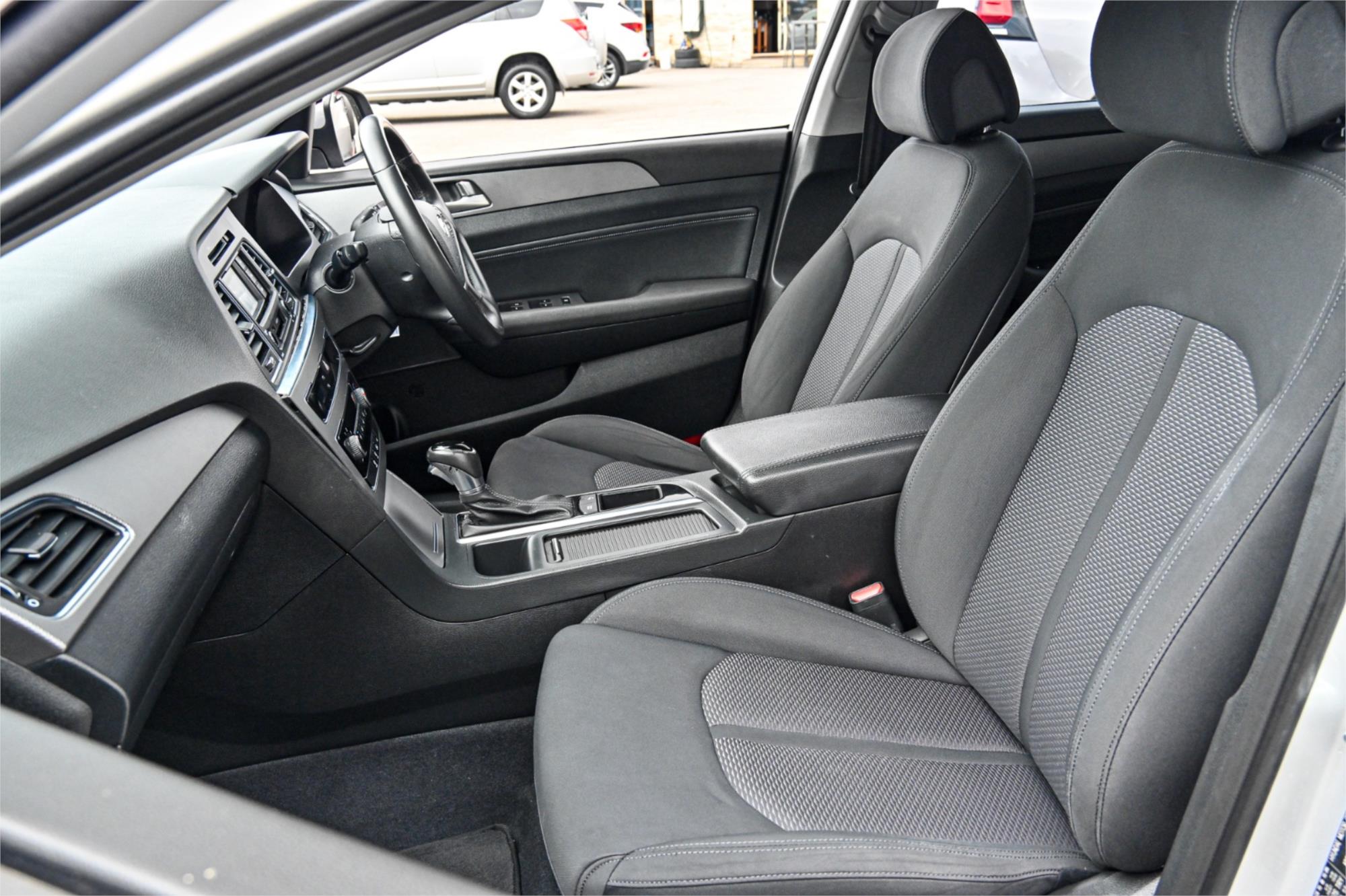 2015 HYUNDAI SONATA LF ACTIVE 6 SP AUTOMATIC 4D SEDAN