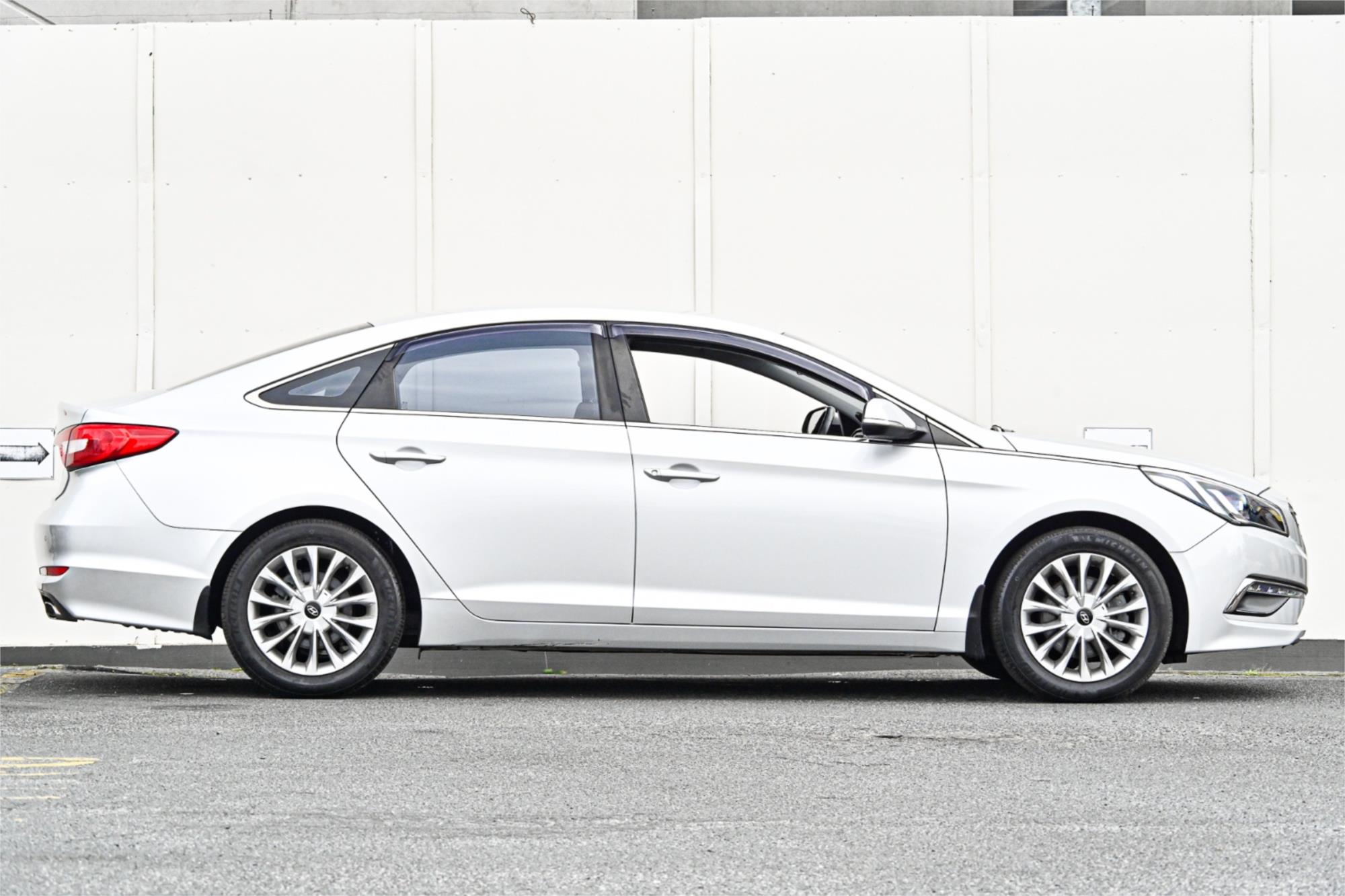 2015 HYUNDAI SONATA LF ACTIVE 6 SP AUTOMATIC 4D SEDAN