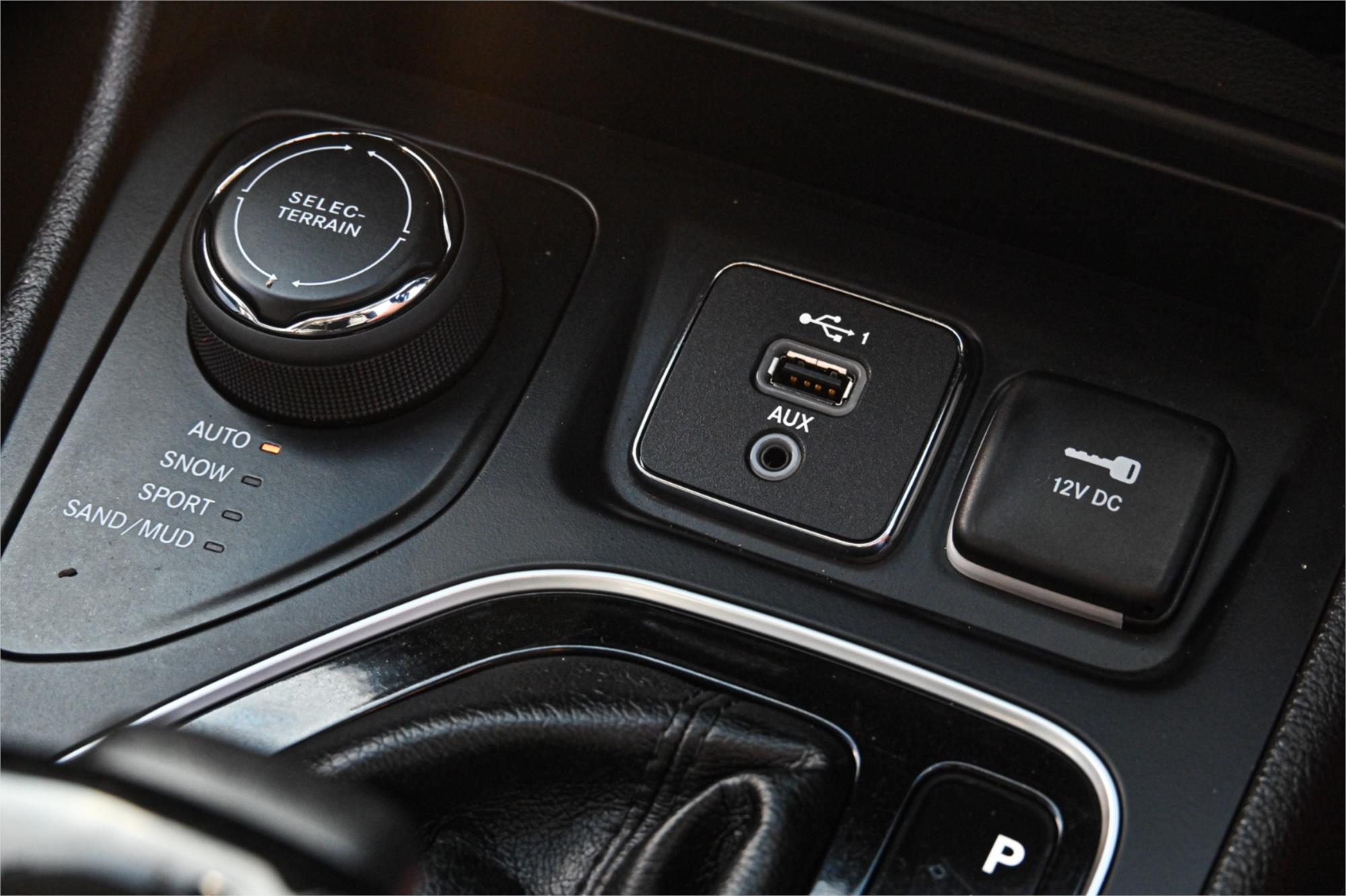2019 JEEP CHEROKEE KL MY19 NIGHT EAGLE (4x4) 9 SP AUTOMATIC 4D WAGON