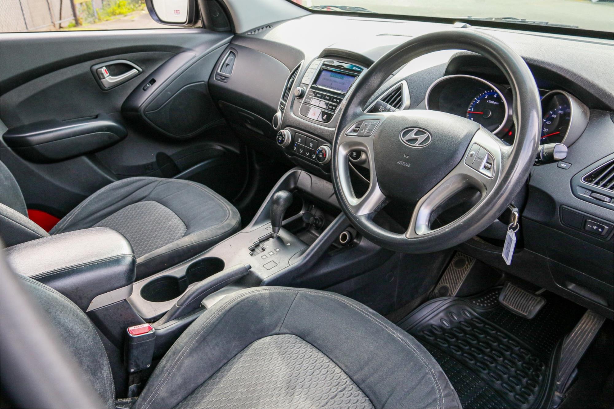 2012 HYUNDAI iX35 LM MY11 ACTIVE (FWD) 6 SP AUTOMATIC 4D WAGON
