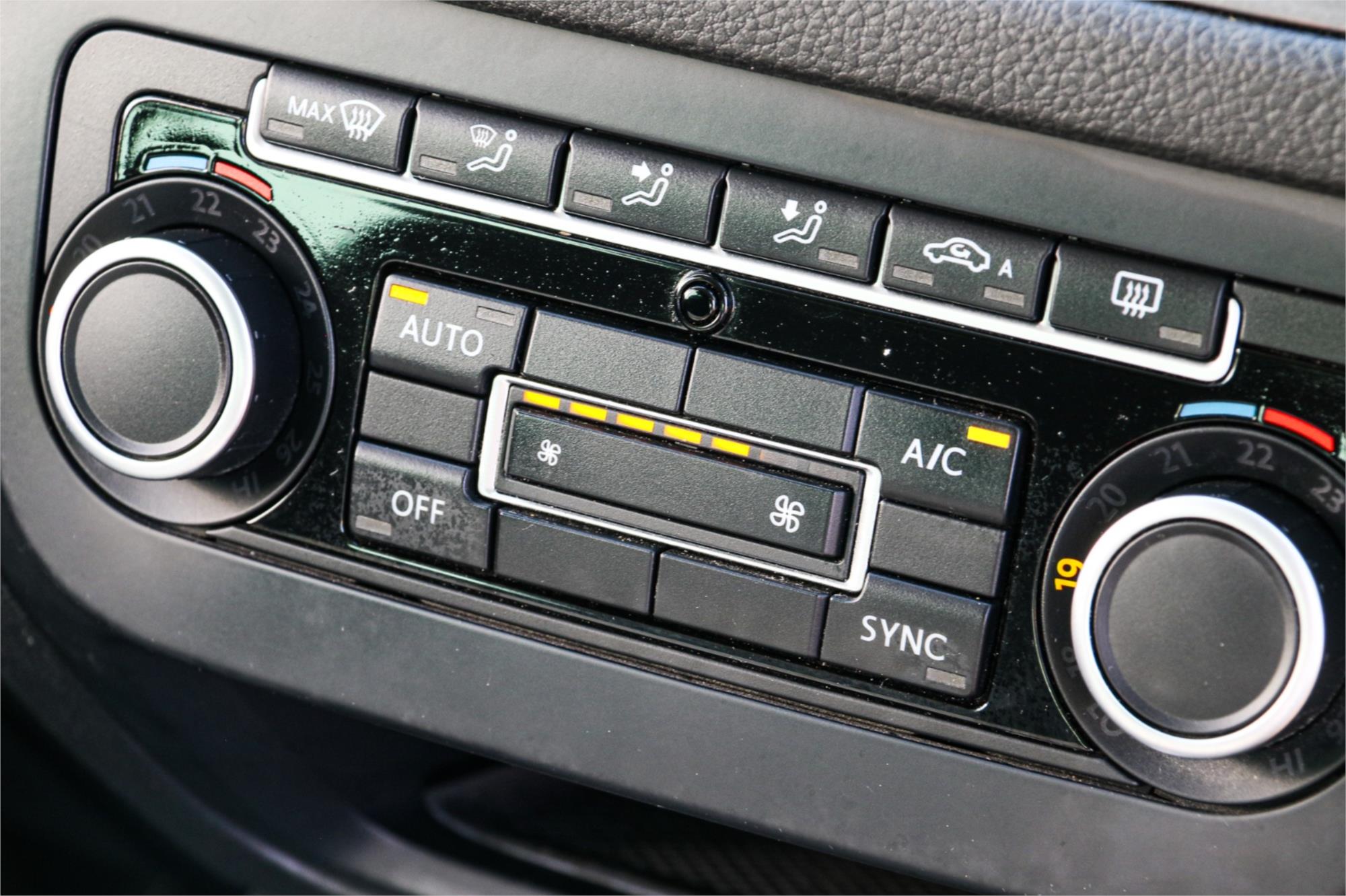 2013 VOLKSWAGEN TIGUAN 5NC MY13 155 TSI (4x4) 7 SP AUTO DIRECT SHIFT 4D WAGON