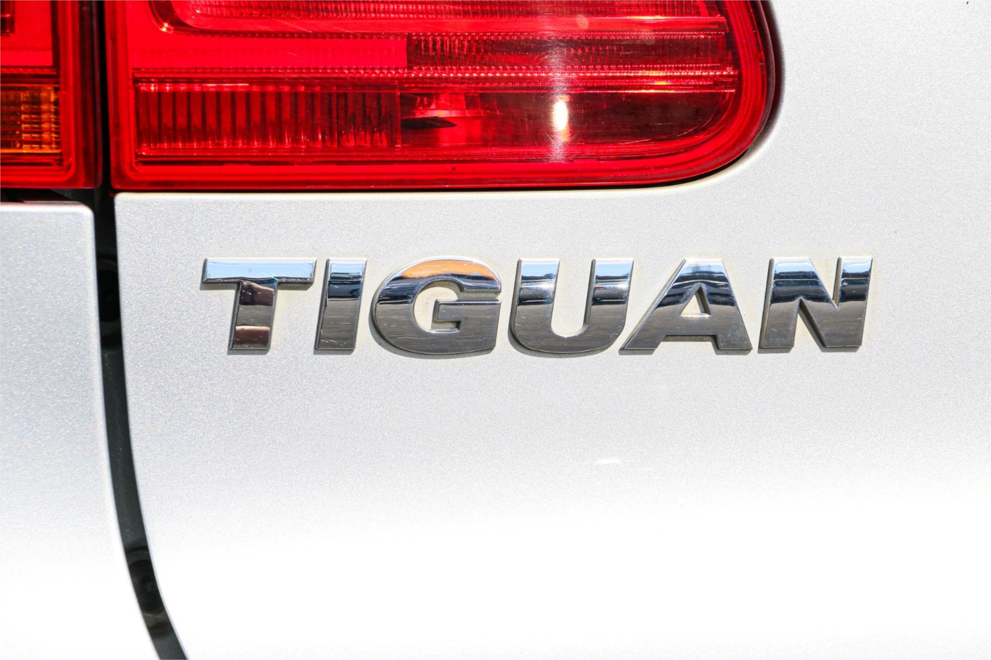 2013 VOLKSWAGEN TIGUAN 5NC MY13 155 TSI (4x4) 7 SP AUTO DIRECT SHIFT 4D WAGON