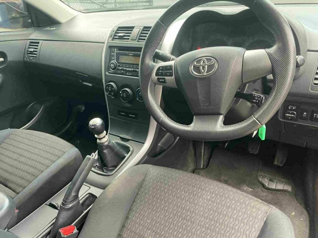 2012 TOYOTA COROLLA ZRE152R MY11 ASCENT 6 SP MANUAL 4D SEDAN