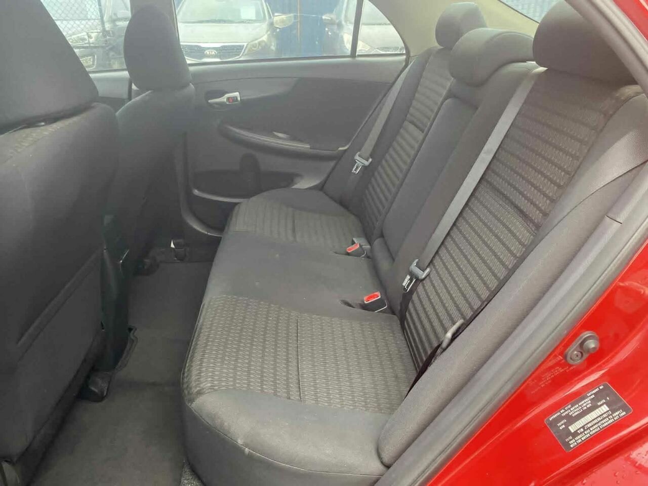 2012 TOYOTA COROLLA ZRE152R MY11 ASCENT 6 SP MANUAL 4D SEDAN