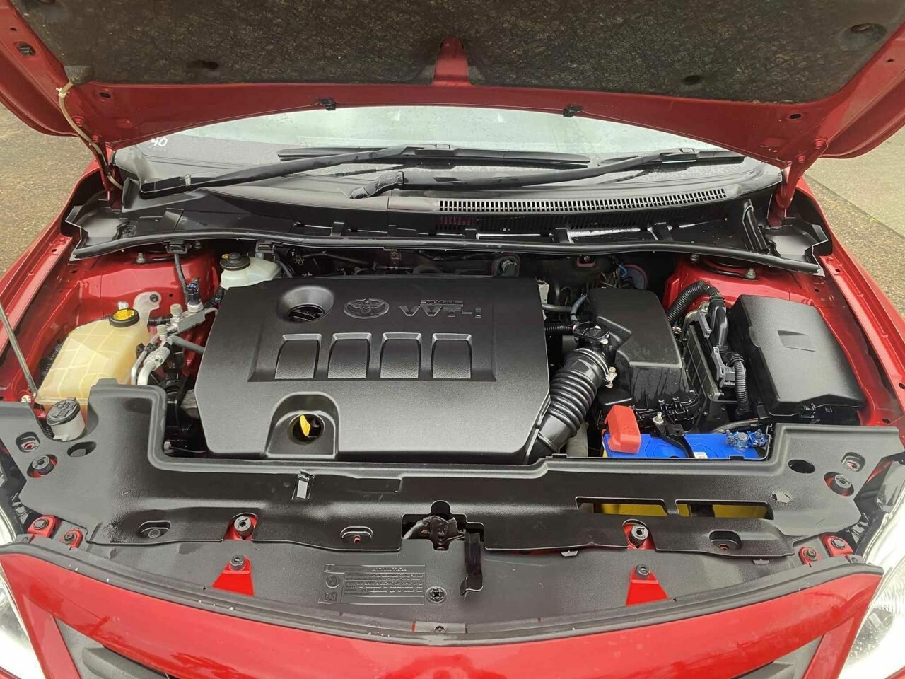 2012 TOYOTA COROLLA ZRE152R MY11 ASCENT 6 SP MANUAL 4D SEDAN