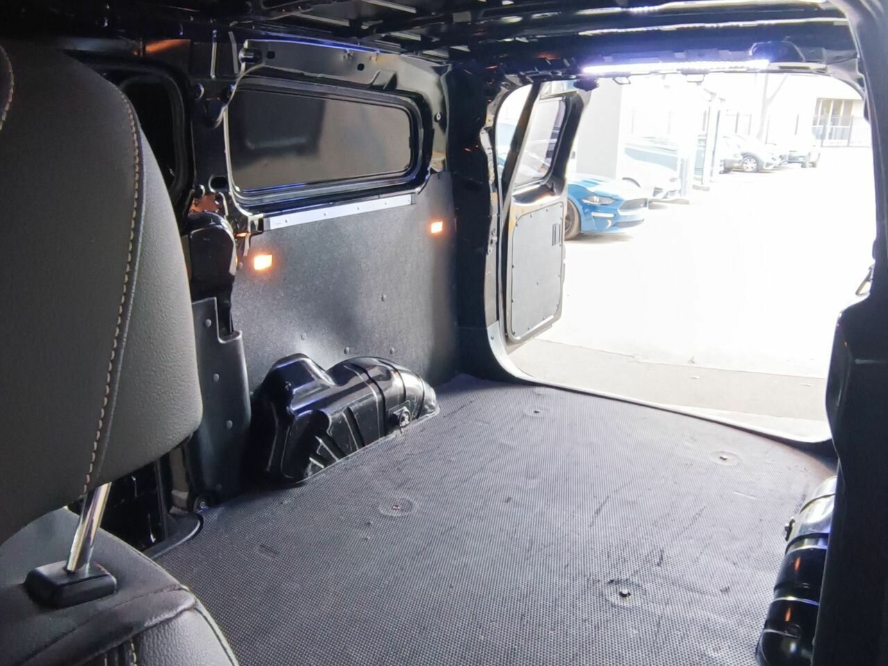 2020 LDV G10+ SV7C MY21 BARN DOOR 8 SP AUTOMATIC 4D VAN