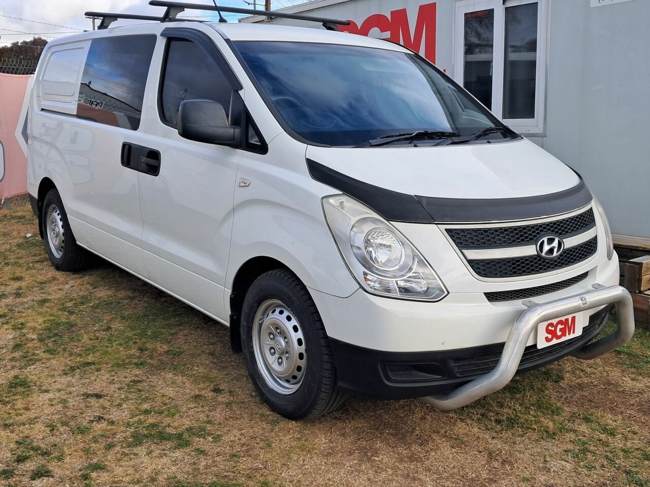 2009 HYUNDAI iLOAD TQ 5 SP MANUAL 4D VAN