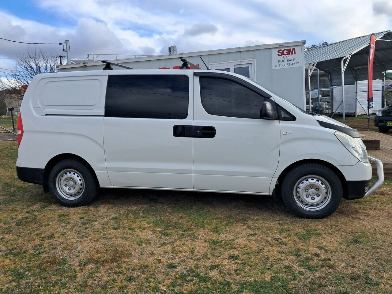 2009 HYUNDAI iLOAD TQ 5 SP MANUAL 4D VAN
