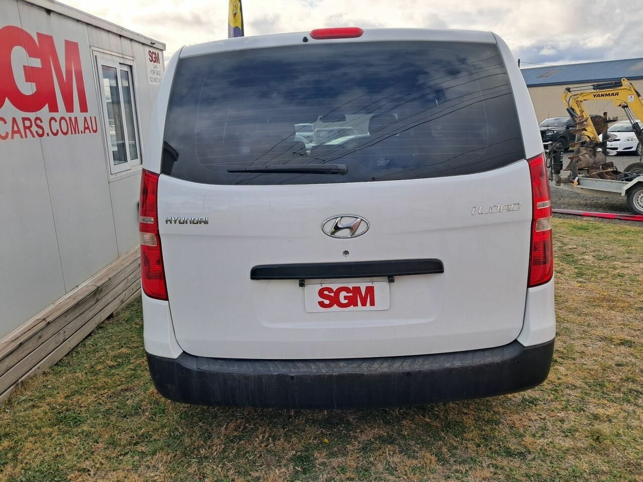 2009 HYUNDAI iLOAD TQ 5 SP MANUAL 4D VAN