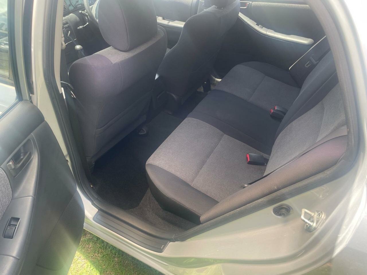 2003 TOYOTA COROLLA ZZE122R CONQUEST SECA 5 SP MANUAL 5D HATCHBACK