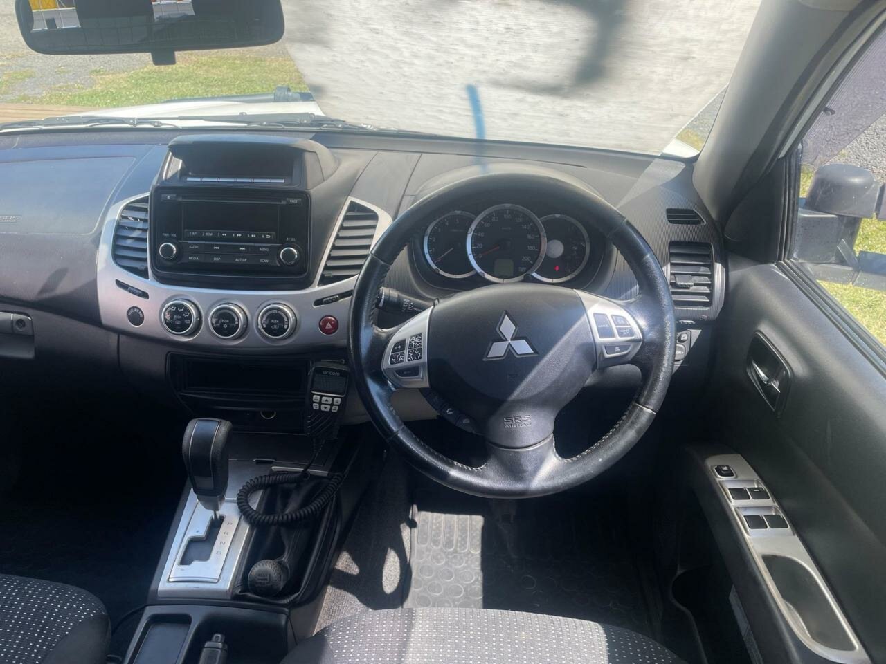 2014 MITSUBISHI TRITON MN MY14 UPDATE GLX-R (4x4) 5 SP AUTOMATIC (4X4) DOUBLE CAB UTILITY