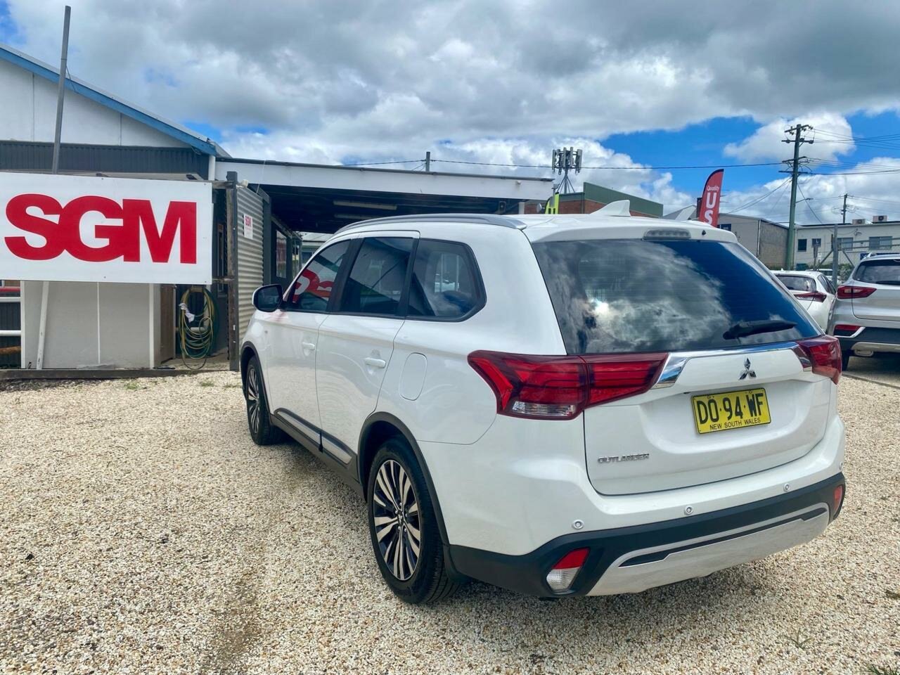 2019 MITSUBISHI OUTLANDER ZL MY19 ES ADAS 5 SEAT (2WD) CONTINUOUS VARIABLE 4D WAGON
