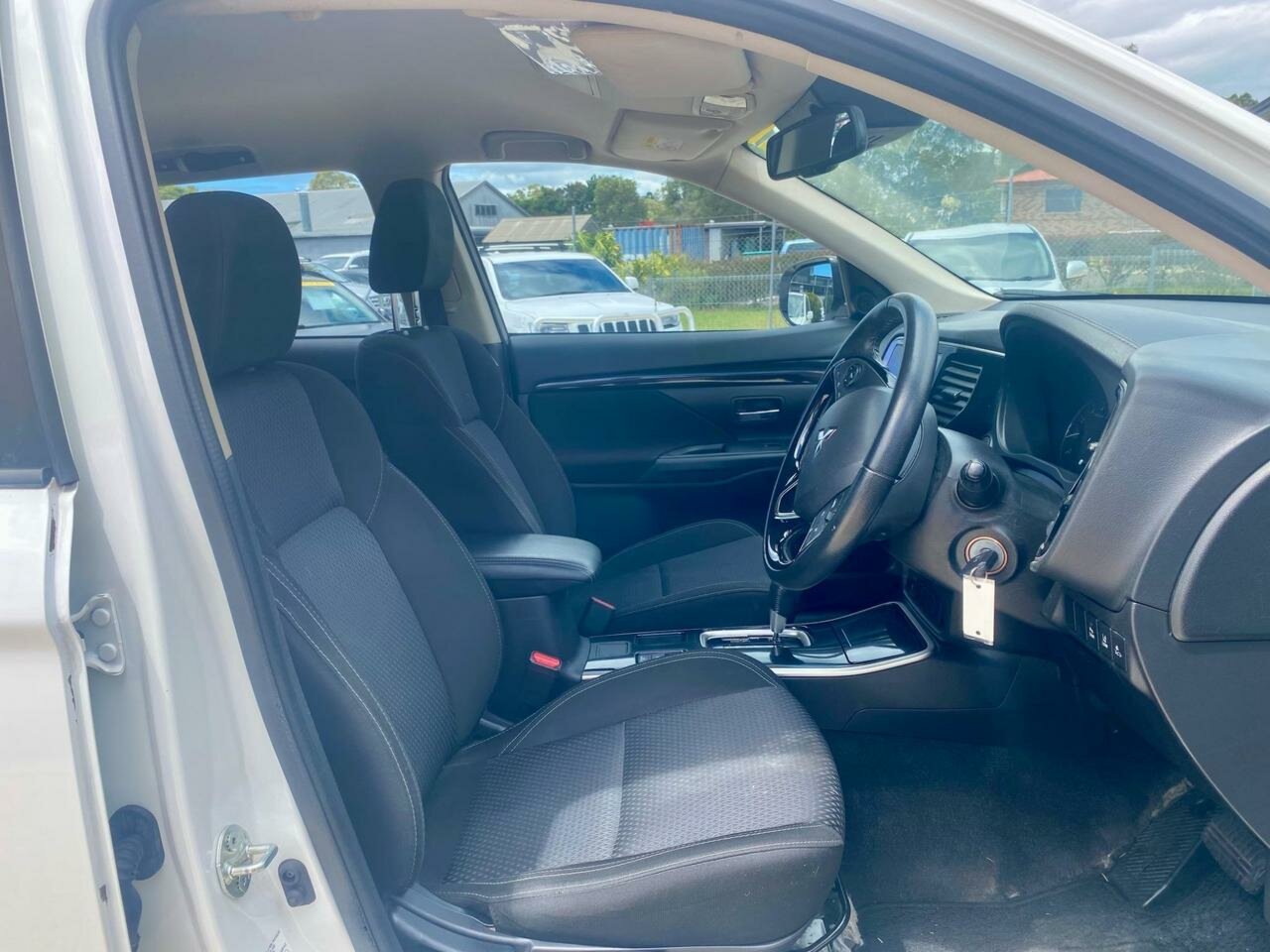 2019 MITSUBISHI OUTLANDER ZL MY19 ES ADAS 5 SEAT (2WD) CONTINUOUS VARIABLE 4D WAGON