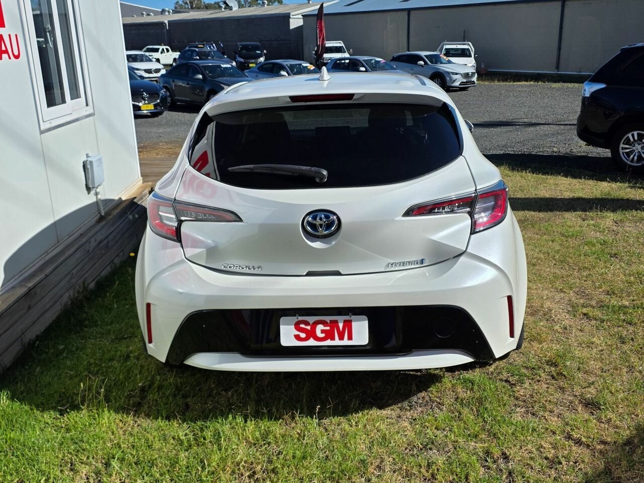 2018 TOYOTA COROLLA ZWE211R ASCENT SPORT HYBRID CONTINUOUS VARIABLE 5D HATCHBACK