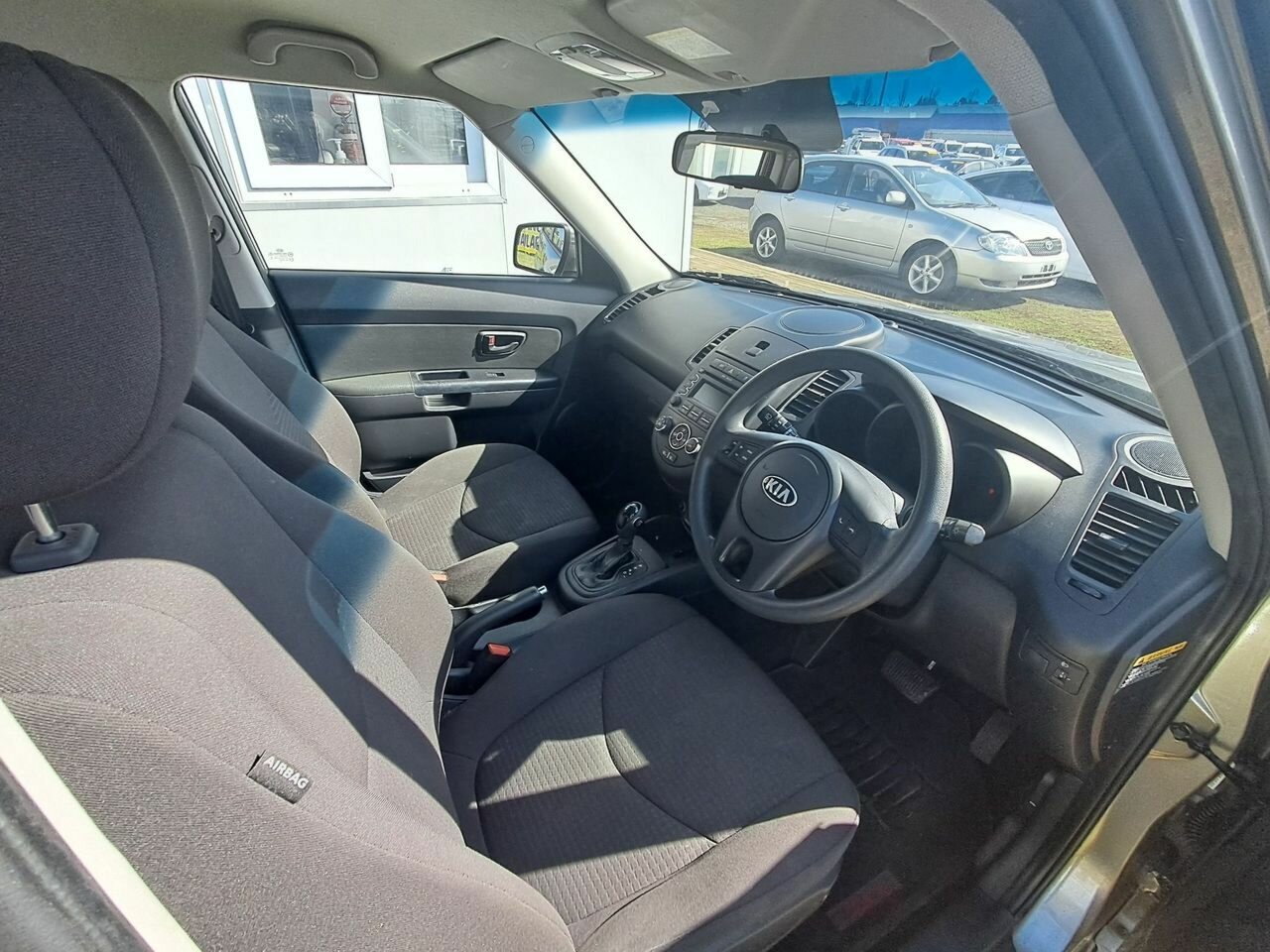 2013 KIA SOUL AM MY12 6 SP AUTOMATIC 5D HATCHBACK