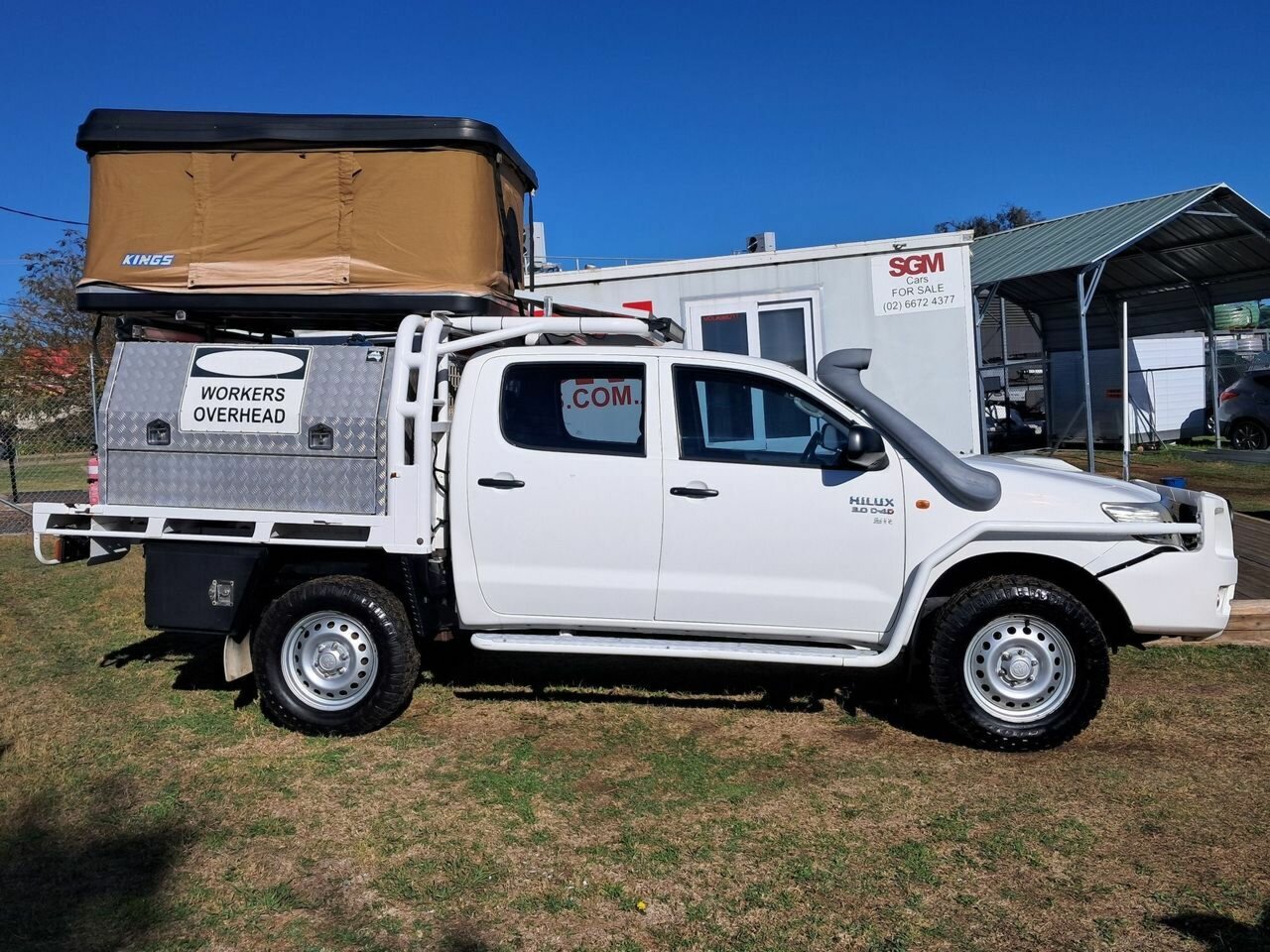 2014 TOYOTA HILUX KUN26R MY14 SR (4x4) 5 SP AUTOMATIC DOUBLE C/CHAS