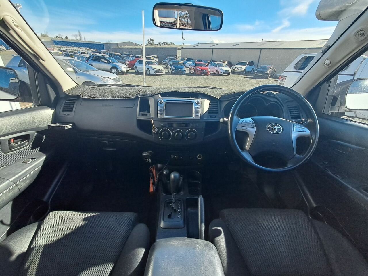 2014 TOYOTA HILUX KUN26R MY14 SR (4x4) 5 SP AUTOMATIC DOUBLE C/CHAS