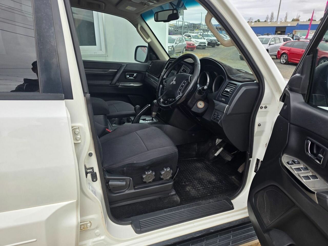 2018 MITSUBISHI PAJERO NX MY18 GLX LWB (4x4) 5 SP AUTO SPORTS MODE 4D WAGON