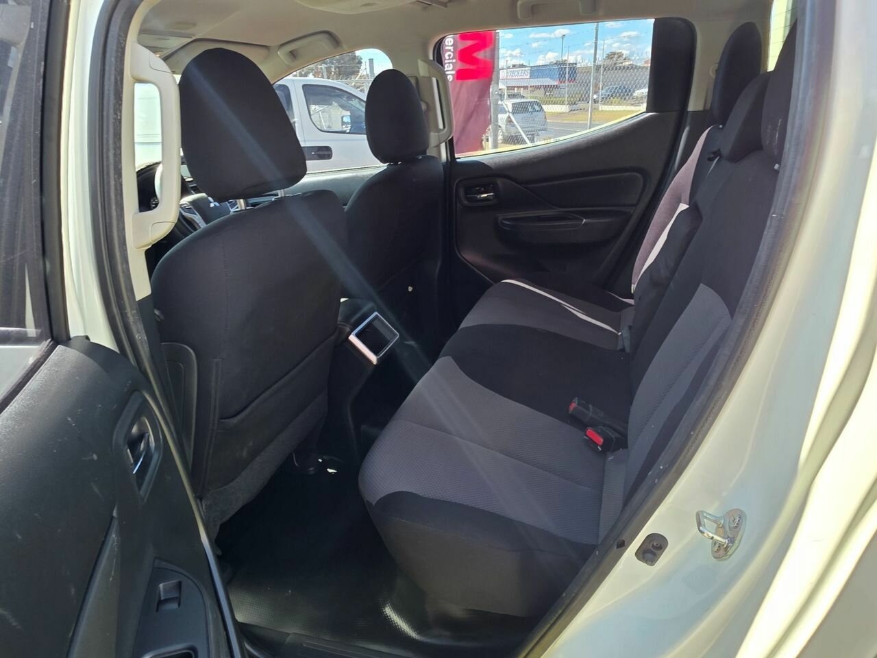 2022 MITSUBISHI TRITON MR MY22.5 GLX+ (4x4) 6 SP MANUAL DOUBLE CAB P/UP