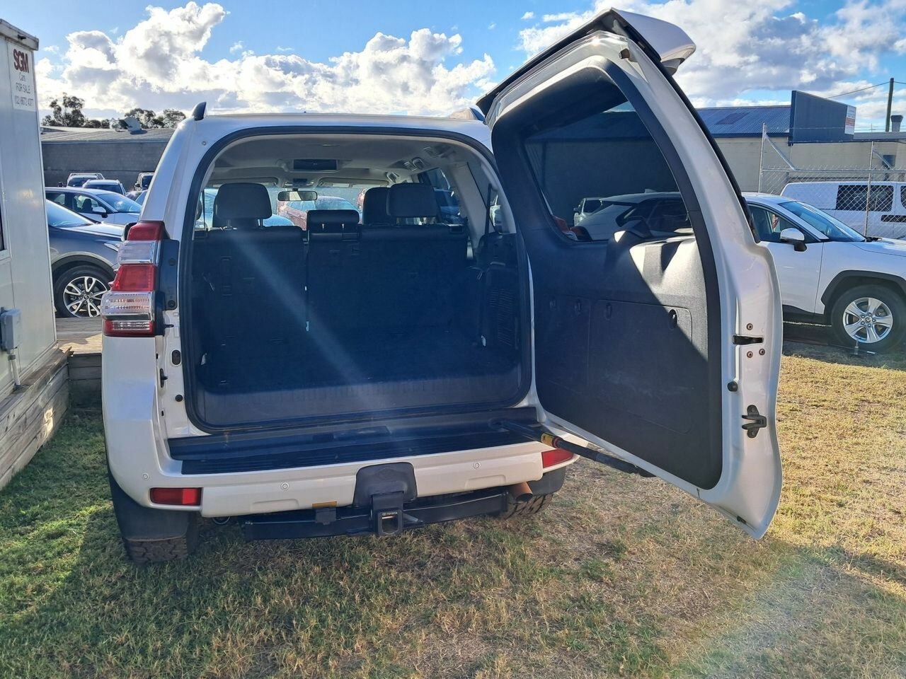 2017 TOYOTA LANDCRUISER GDJ150R MY17 PRADO GX (4x4) 6 SP MANUAL 4D WAGON