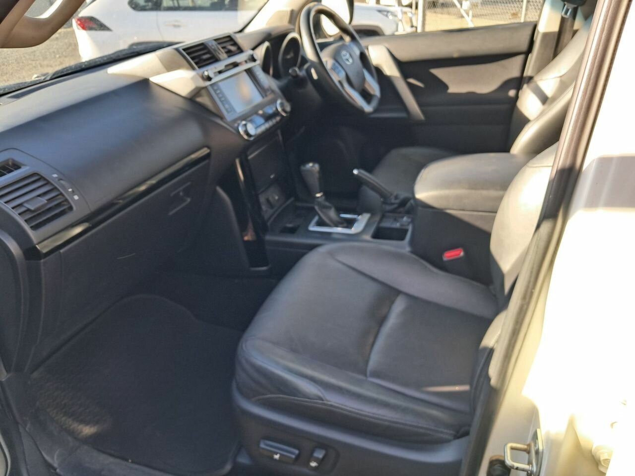 2017 TOYOTA LANDCRUISER GDJ150R MY17 PRADO GX (4x4) 6 SP MANUAL 4D WAGON