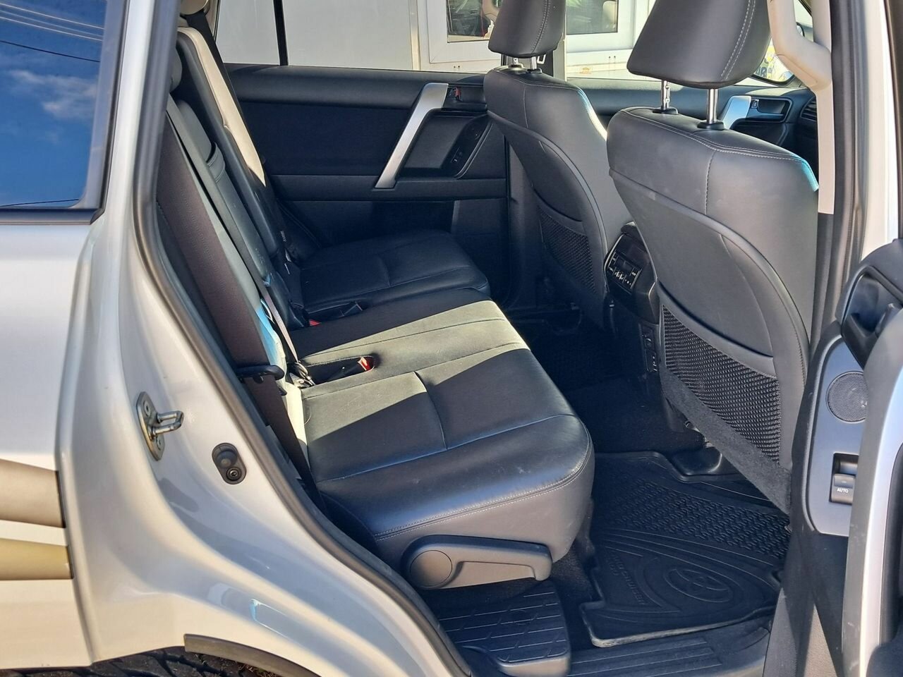 2017 TOYOTA LANDCRUISER GDJ150R MY17 PRADO GX (4x4) 6 SP MANUAL 4D WAGON