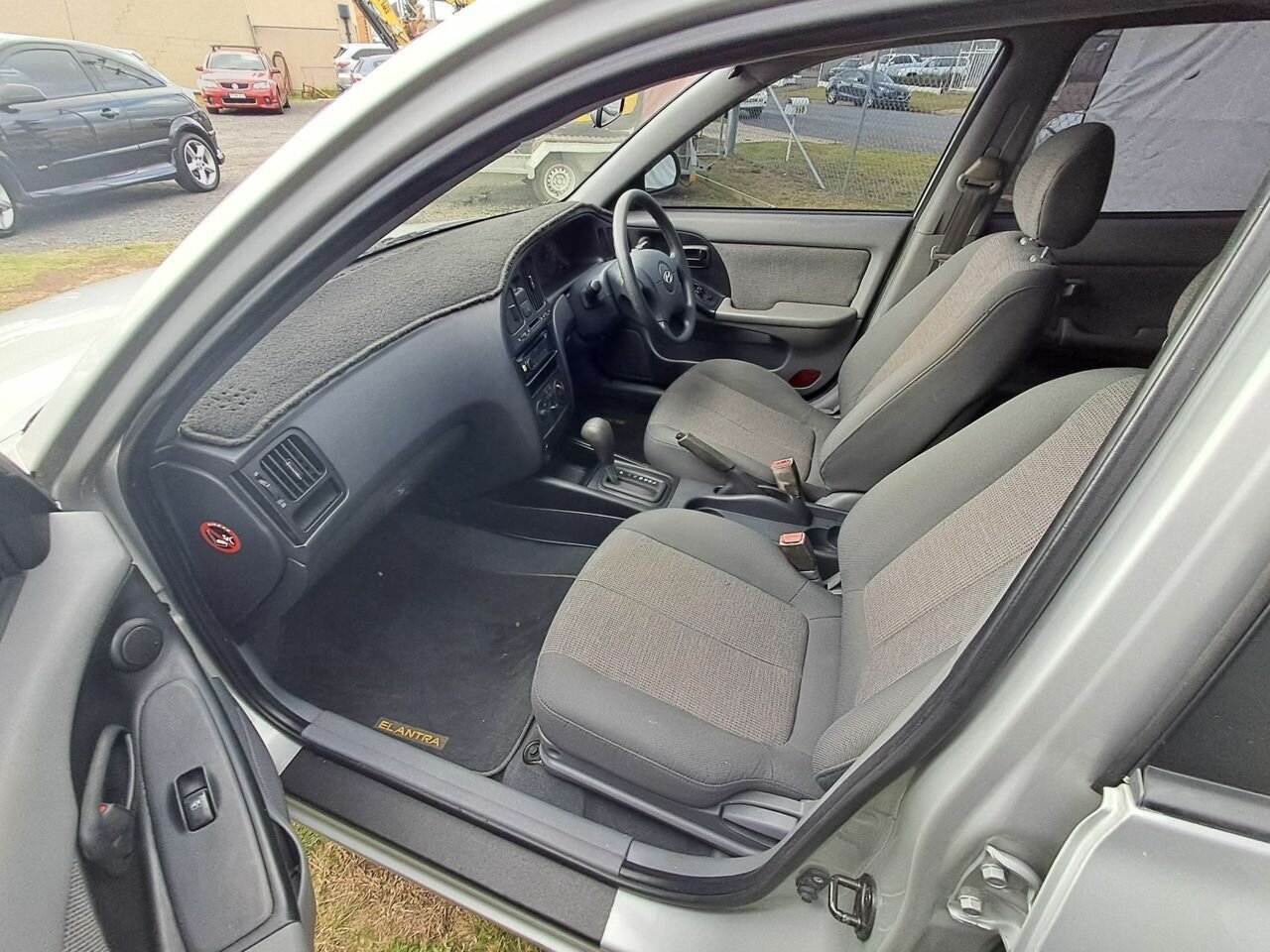 2005 HYUNDAI ELANTRA XD 05 UPGRADE 2.0 HVT 4 SP AUTOMATIC 4D SEDAN