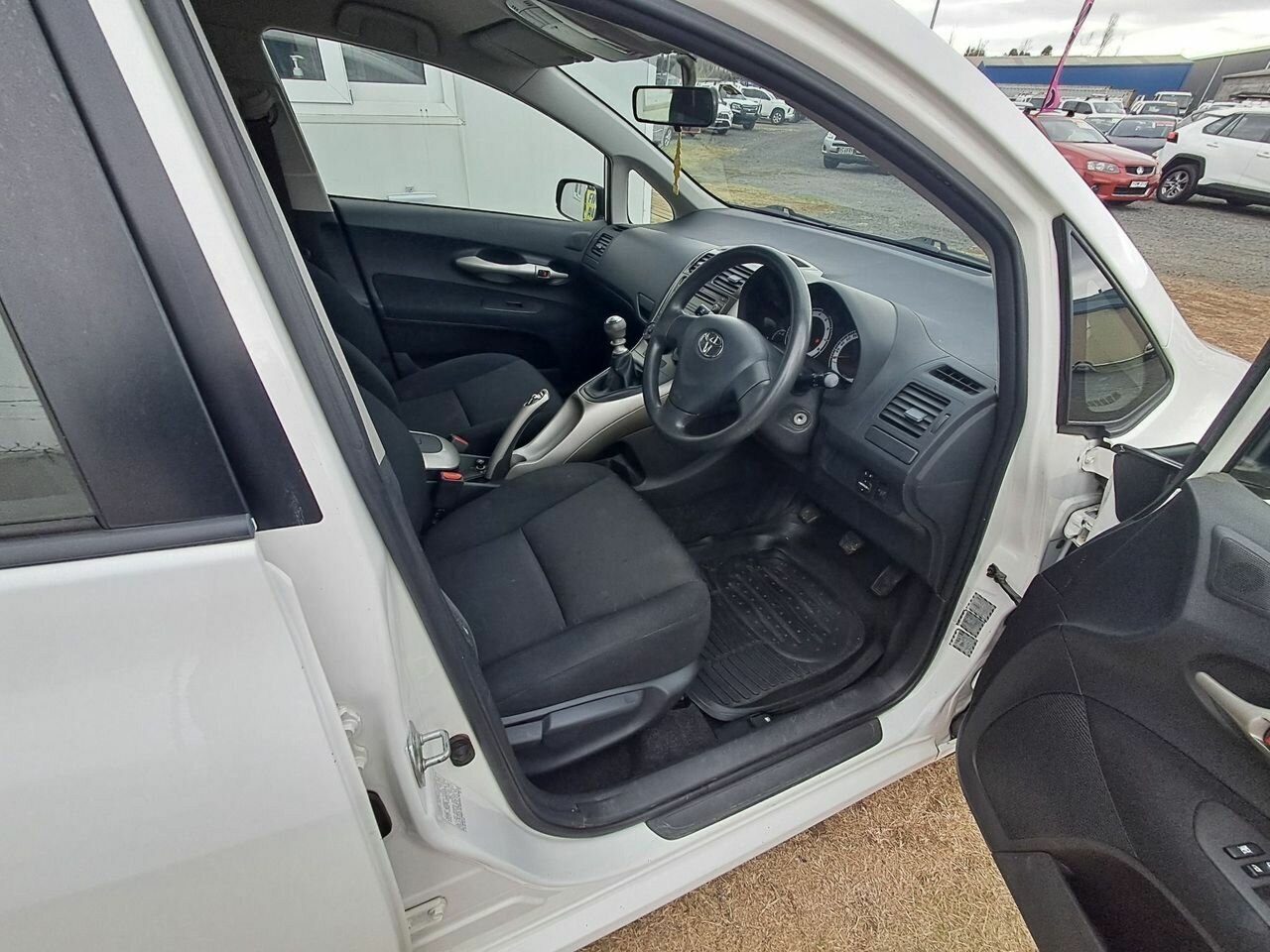 2009 TOYOTA COROLLA ZRE152R ASCENT 4 SP AUTOMATIC 5D HATCHBACK
