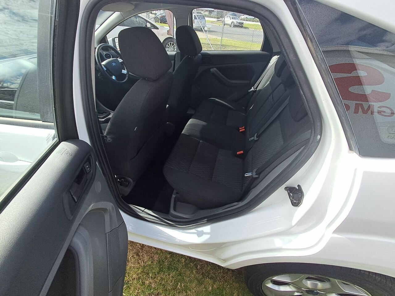 2010 FORD FOCUS LV LX 5 SP MANUAL 5D HATCHBACK