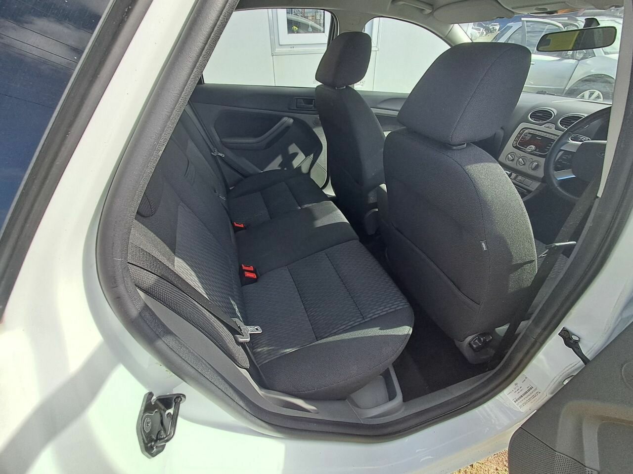 2010 FORD FOCUS LV LX 5 SP MANUAL 5D HATCHBACK
