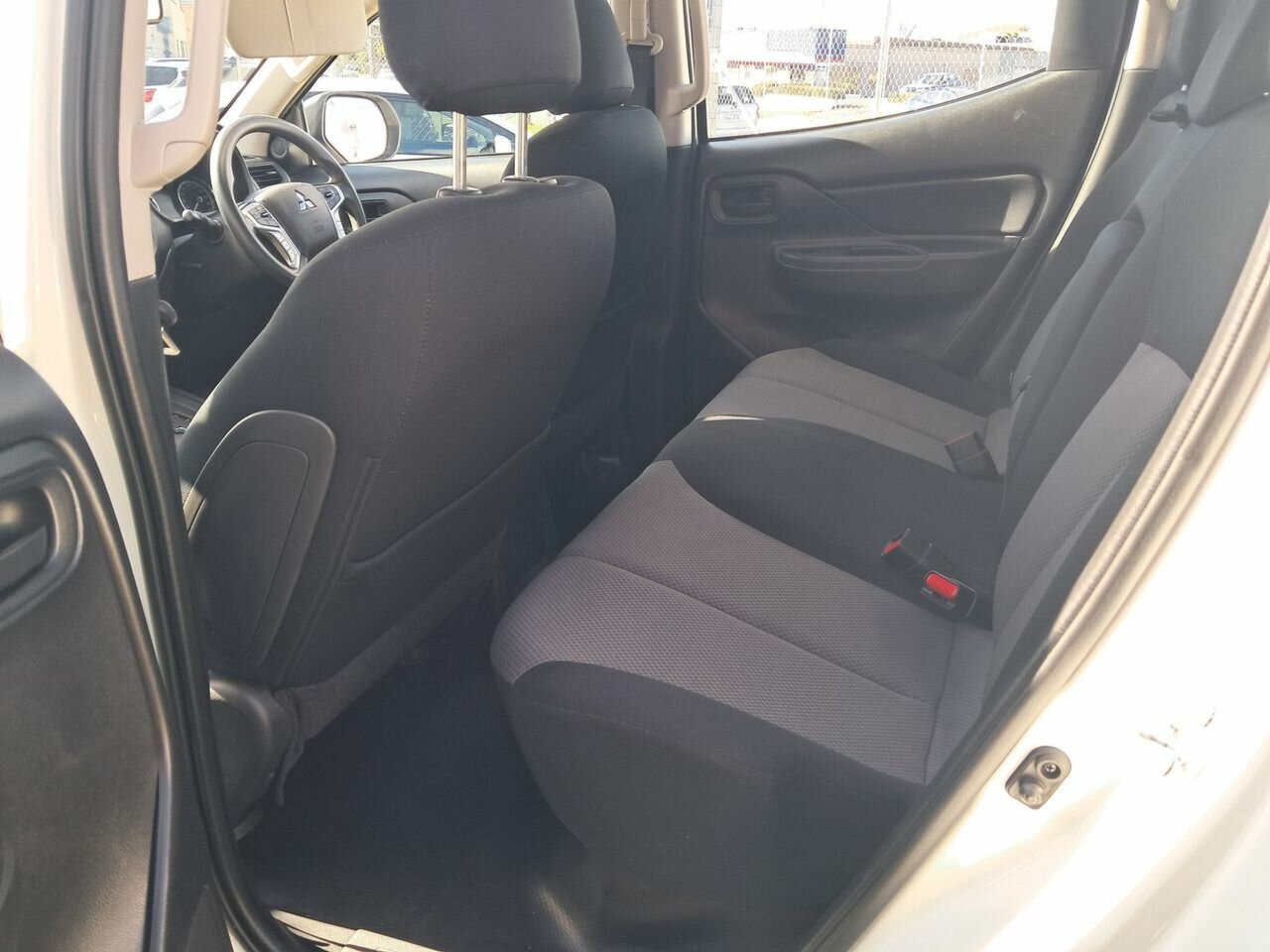 2024 MITSUBISHI TRITON MR MY23 GLX (4x4) 6 SP AUTOMATIC DOUBLE C/CHAS