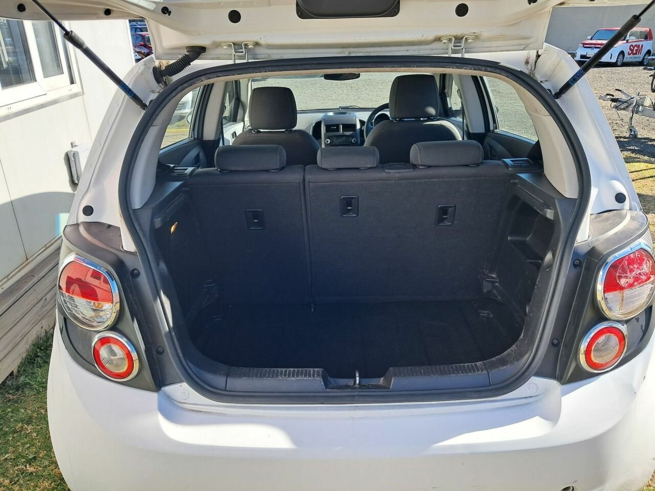 2014 HOLDEN BARINA TM MY15 CD 6 SP AUTOMATIC 5D HATCHBACK