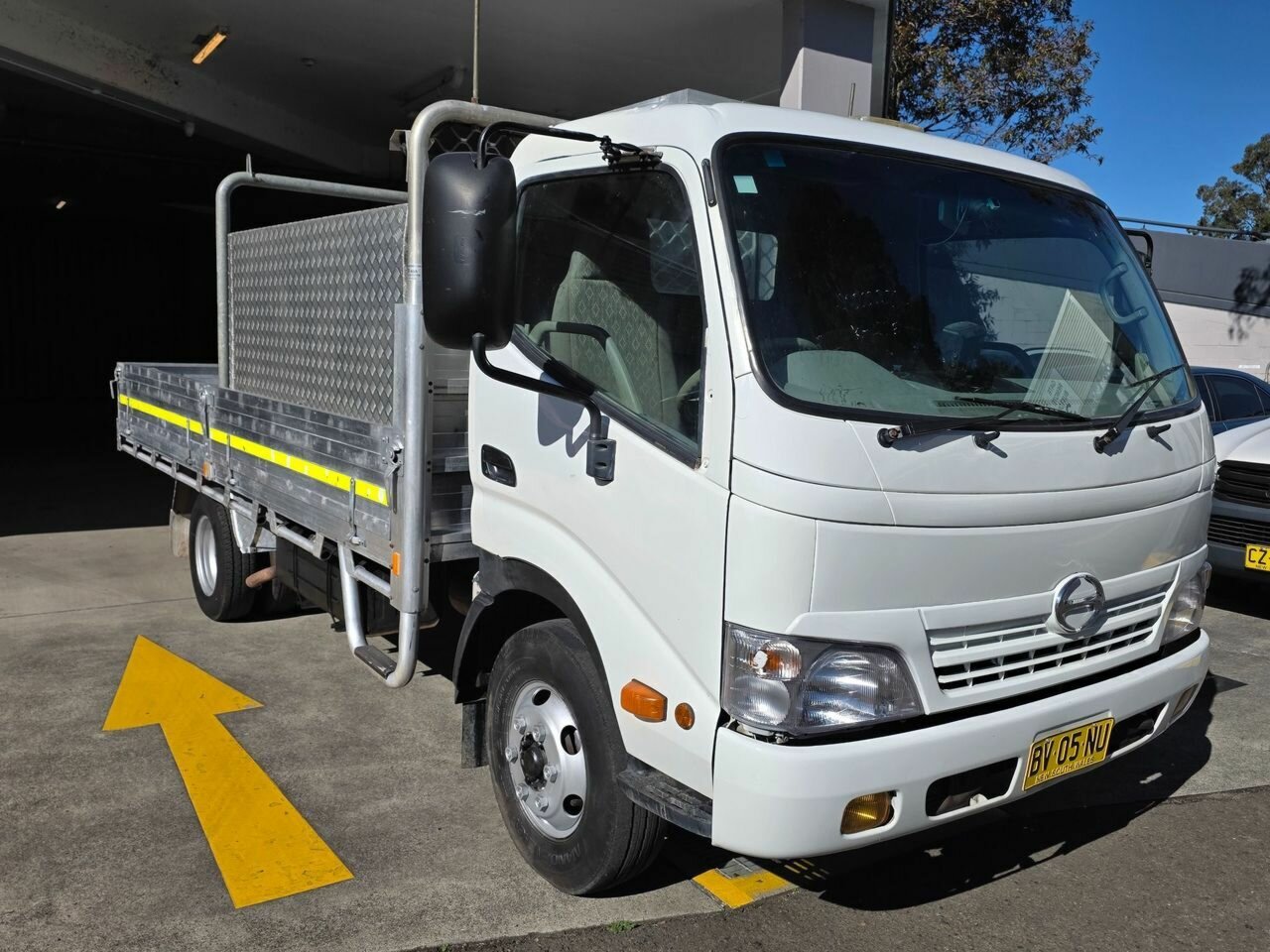 2008 HINO 300 XKU414M HYBRID 6500 MEDIUM 6 SP MANUAL C/CHAS