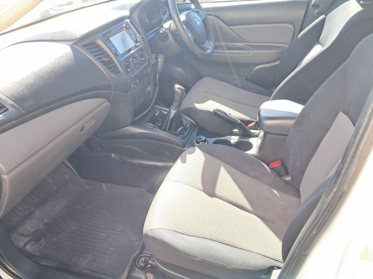 2018 MITSUBISHI TRITON MQ MY18 GLX (4x4) 6 SP MANUAL DUAL C/CHAS