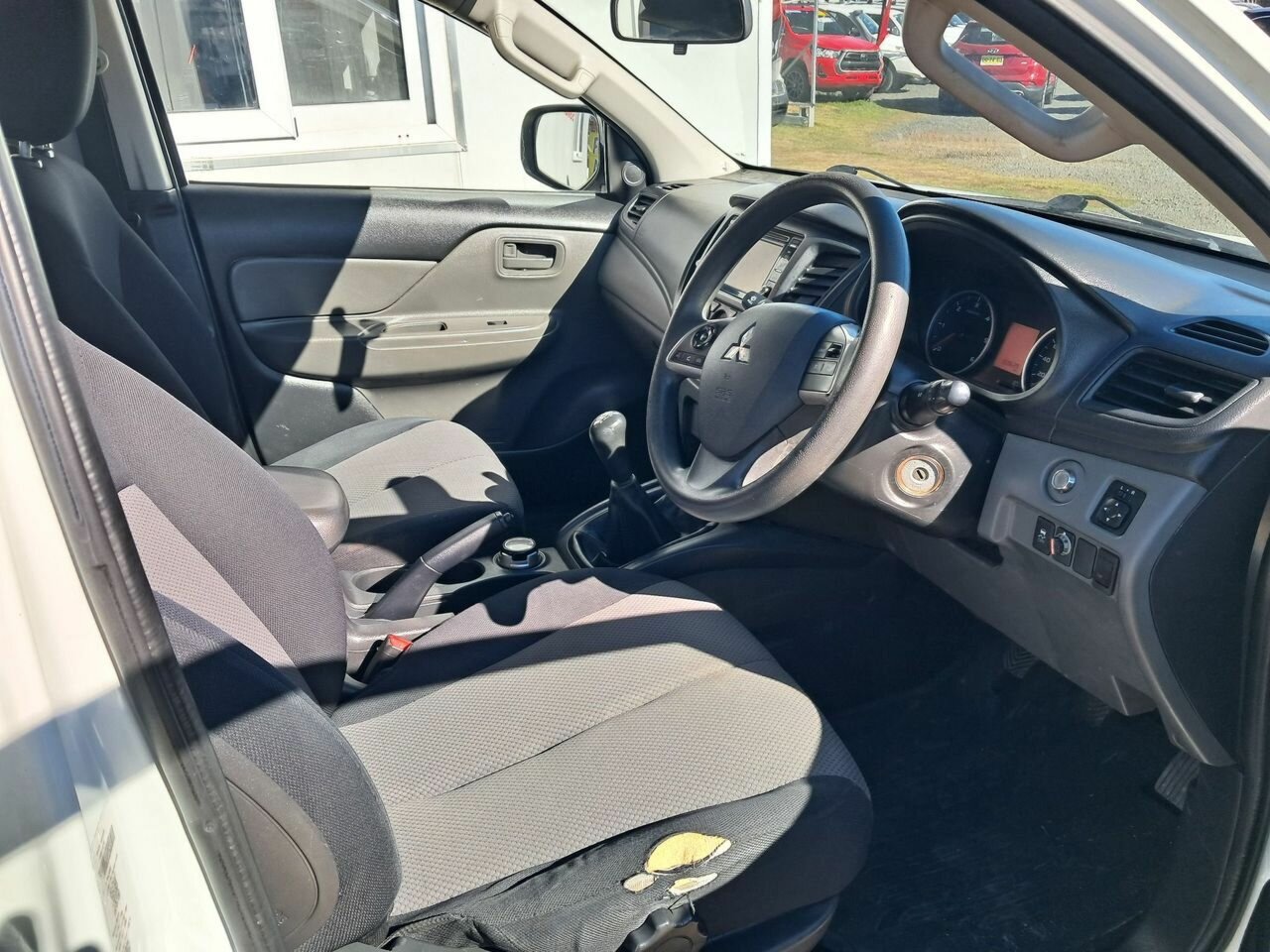 2018 MITSUBISHI TRITON MQ MY18 GLX (4x4) 6 SP MANUAL DUAL C/CHAS